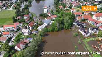 Betrieb nach Hochwasser in Not: "Türen, Schränke - alles quillt auf"