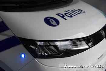 Politie betrapt drugsdealer en trekt vier rijbewijzen in