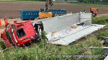 112-nieuws: A27 dicht door 'zalmvrachtauto' • veel schade na botsing