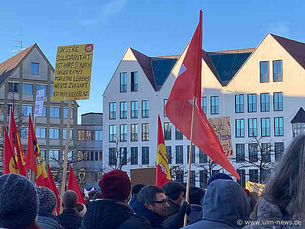 Kommunal- und Europawahl: „Fest der Demokratie“ mit Musik und Reden auf dem Münsterplatz