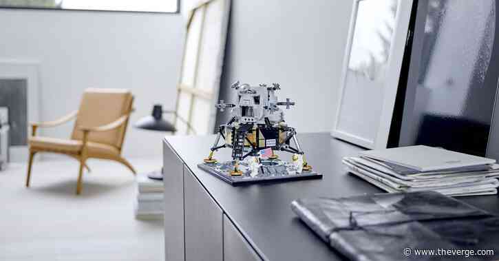 Lego’s lunar lander set is available at a rare discount (update: sold out)