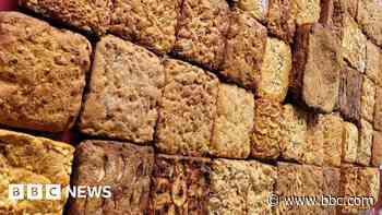 Village claims record for largest Dorset apple cake
