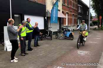 Fietsers op Herentalsebaan en aan Sint-Johannaschool laven zich aan applaus