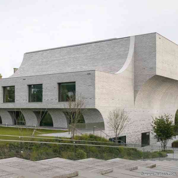 Krft sculpts "bulging" form for Brighton College arts centre