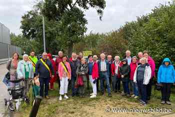 Gemeente en wandelclub laat inwoners wandelen