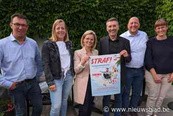 Handelaars delen waardebonnen uit tijdens koopjesweekend Straf!