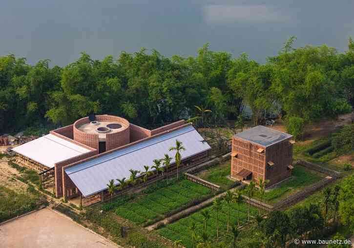 Geometrien aus Lehm
 - Werkstatt in Vietnam von Tropical Space