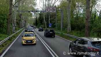 Via del Mare a senso unico alternato: per due giorni possibili rallentamenti