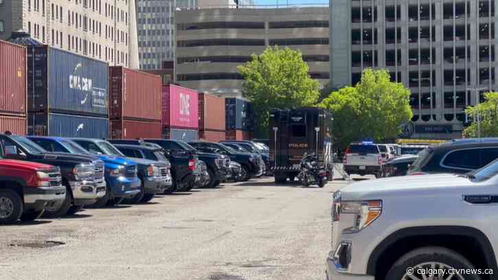 Pedestrian hit by train in downtown Calgary, sent to hospital in life-threatening condition