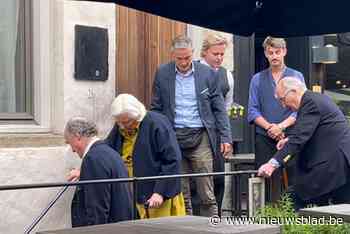 Koning Albert II dineert met zijn familie in Antwerps sushirestaurant voor 90ste verjaardag: “Een verrassing van prinses Astrid”