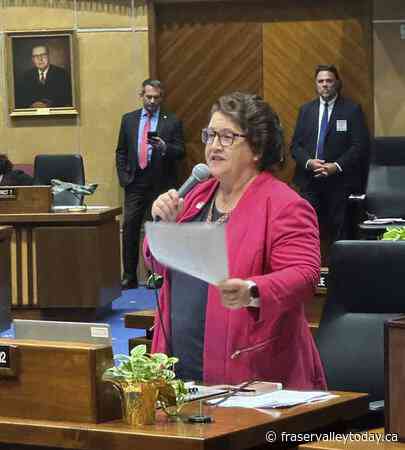 Arizona voters will decide whether local police can make border-crossing arrests