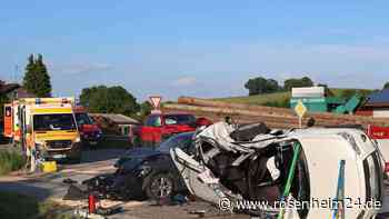 Tödlicher Unfall auf St2086 bei Neumarkt-St. Veit – Person stirbt, weitere Schwerverletzte