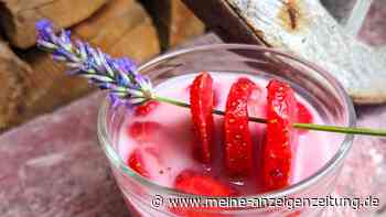Erdbeeren mit dem Kuss der Kokosnuss