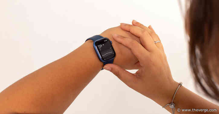 The Dexcom G7 now lets you monitor real-time blood sugar on the Apple Watch