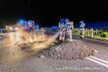 Unbekannte zünden Reifen auf Autobahnzubringer an