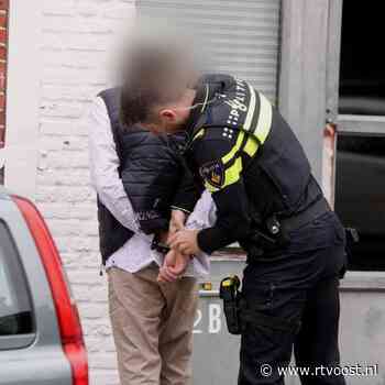 Oldenzaler die vastzat voor lichaam tante in woning werd eerder verdacht van dodelijk misdrijf