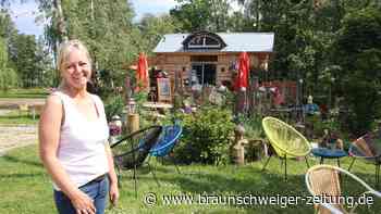 Freiraum Jembke: Café zwischen Nandus und Kettensägenkunst