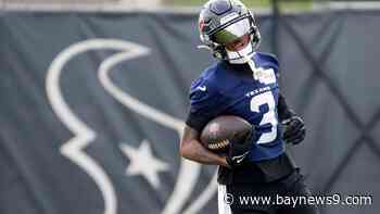 Texans receiver Tank Dell recalls 'traumatic experience' as victim of Florida restaurant shooting