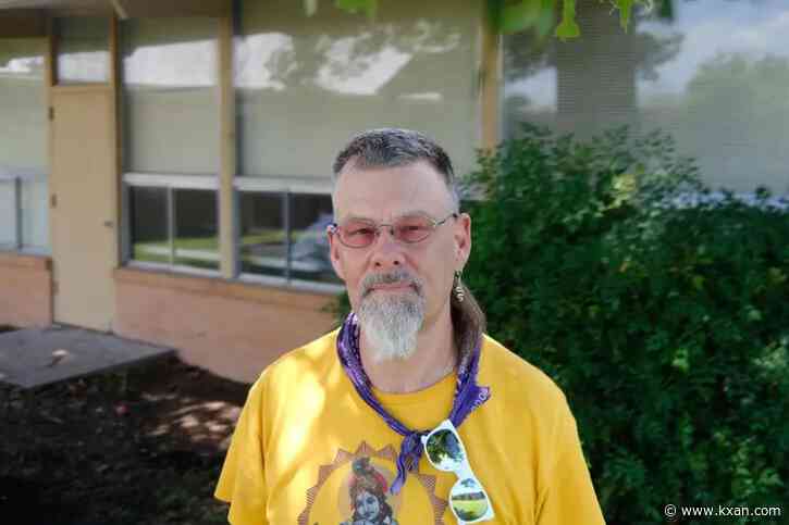 'Grateful to be alive': Clubhouse programs take pressure off overwhelmed Texas mental health hospitals