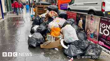 Edinburgh Festival bin strike warning over pay row