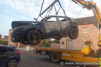 Range Rover gaat in vlammen op