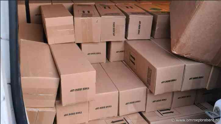 Man (18) heeft complete lachgasflessenhandel in auto: ‘Buurt was het zat'