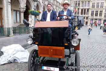 Na anderhalf jaar maken toeristische koetsen hun comeback, maar dan wel zonder paarden: “Voortaan snorren we elektrisch door de stad”