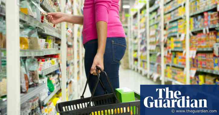 Four charts that prove the huge financial pressure many Australian households are under