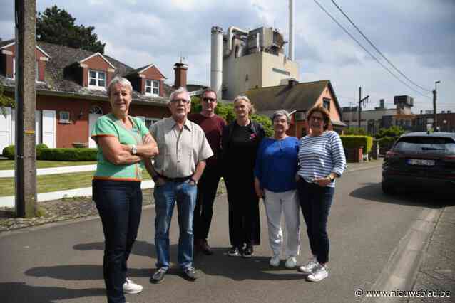 “We zijn gefrustreerd, boos en vol onbegrip”: buurtbewoners dreigen huis te verliezen door komst warmtehub papierfabriek