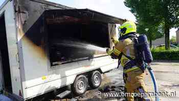 Frietwagen door brand verwoest tijdens verjaardagsfeestje