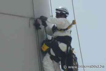 “Die mogen zeker geen hoogtevrees hebben”: indrukwekkende onderhoudswerken aan windmolen