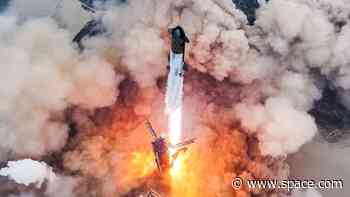 SpaceX Starship launches on nail-biting 4th test flight of world's most powerful rocket (video, photos)