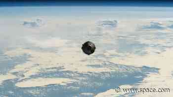 Thruster glitches and helium leaks can't stop Boeing's Starliner astronaut test flight — but why are they happening?