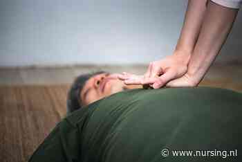 Reanimatie van een cliënt met overgewicht: Druk de borstkas niet dieper in, en meer tips