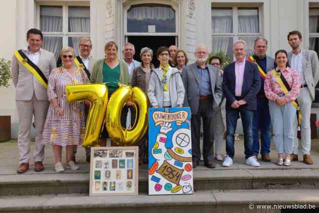 70-jarigen houden eerste reünie in kasteel
