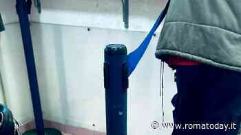 Lite all'anagrafe: impiegata e donna in fila per la carta d'identità minacciate con un paletto