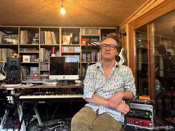 Muzikant Wouter Berlaen (48) spreekt op internationale Tourette-dag over zijn aandoening: “Het was een bom die in mijn gezicht ontplofte”