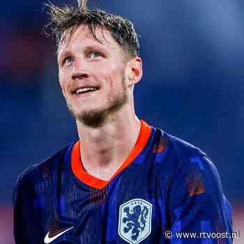 Transferproat betaald voetbal: 'Ajax wil stunten met Wout Weghorst'