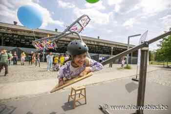 Leerlingen basisschool Groene Eilandje testen droommachine: “We kunnen eindelijk vliegen”