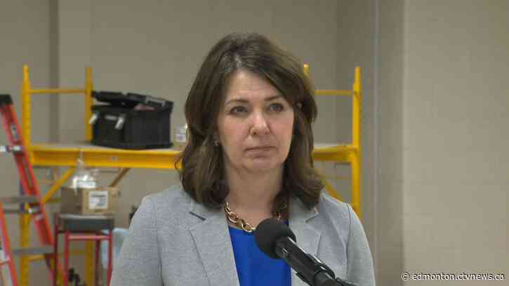 Premier says 'no appetite' for government-run auto insurance despite savings
