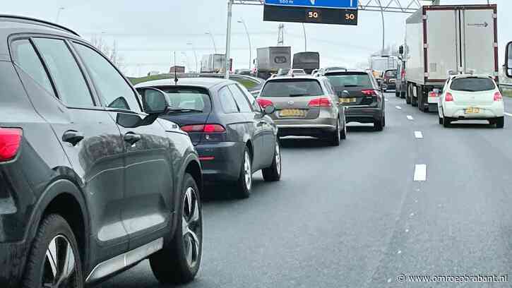 Avondspits komt vroeg op gang: veel files op snelwegen