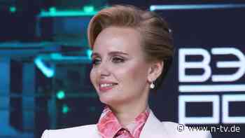 Auftritt in St. Petersburg: Putins Töchter zeigen sich bei Wirtschaftsforum