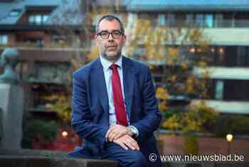 Sven Biscop, defensie-expert uit Willebroek, is commandeur in de Kroonorde: “De rozet zal ik opspelden, zo ijdel ben ik wel”