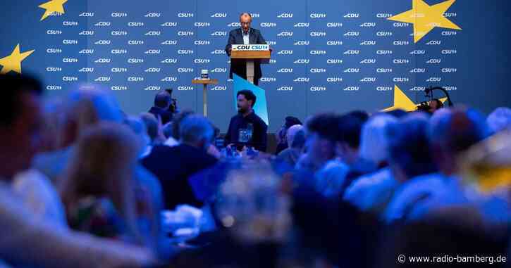 Attacken auf Ampel und AfD: Merz und Söder werben um Stimmen