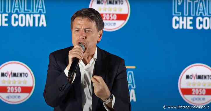 Conte al comizio di Palermo: “Sgarbi si è procurato il mio numero e ora mi manda gli insulti via Whatsapp”