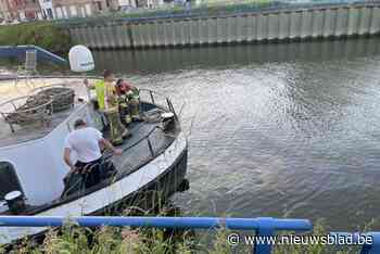Schip verliest diesel in Leie