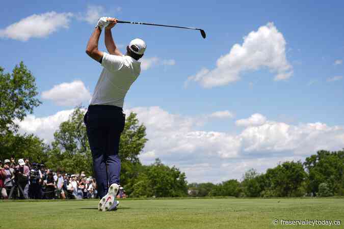 Scottie Scheffler’s big finish gives him a 3-shot lead at the Memorial