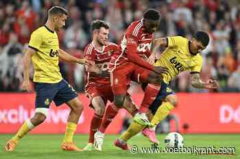 Daar is de volgende al: Standard-speler op weg naar de uitgang