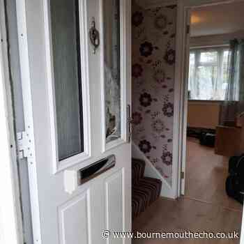 Man caught flushing 'drugs' down toilet mid police raid