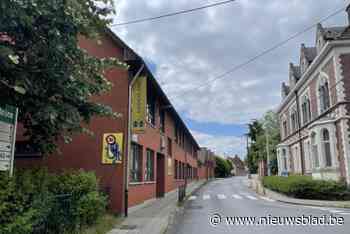 Lagere school waarschuwt voor witte bestelwagen: twee mannen spreken leerling aan en volgen ook andere kinderen